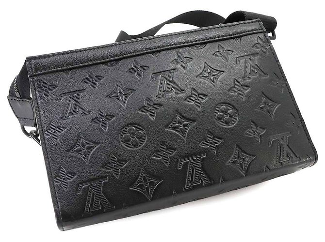 Portafoglio da appendere Gaston Monogram Shadow Louis Vuitton - vista 9
