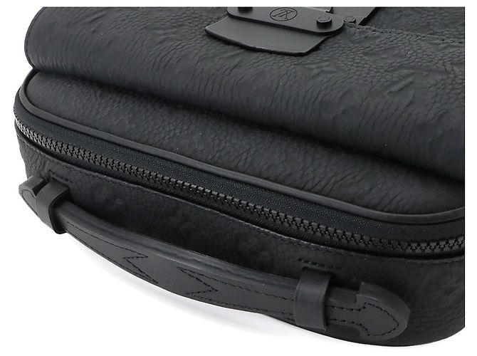 Bolsa Louis Vuitton Monogram Taurillon S-Lock - vista 6