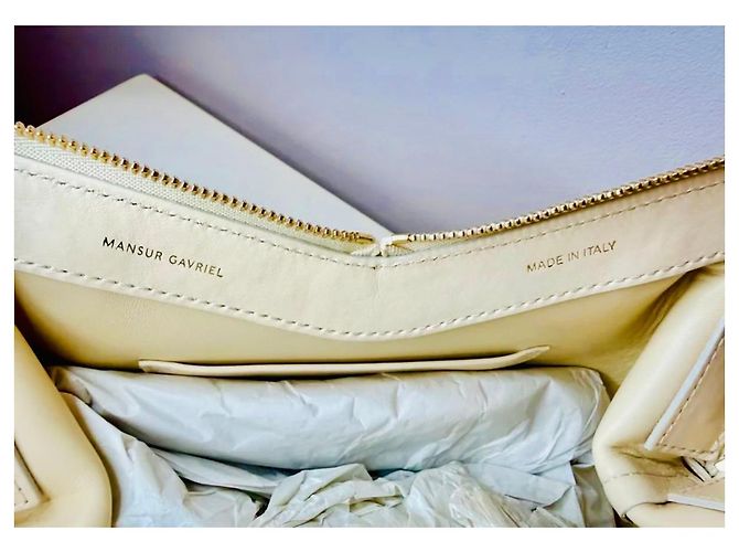 Bolsa de mão Mansur Gavriel em couro creme - vista 5