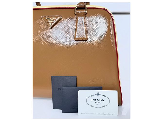 Prada Pyramid Saffiano Vernic Caramel+Bian Handtasche - Ansicht 3