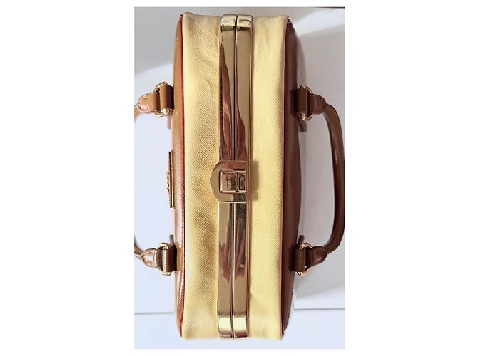 Prada Pyramid Saffiano Vernic Caramel+Bian Handtasche - Ansicht 9