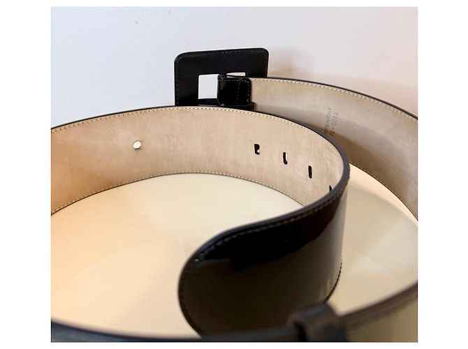 Dior Silhouette Belt by John Galliano
Black patent leather model - view 9