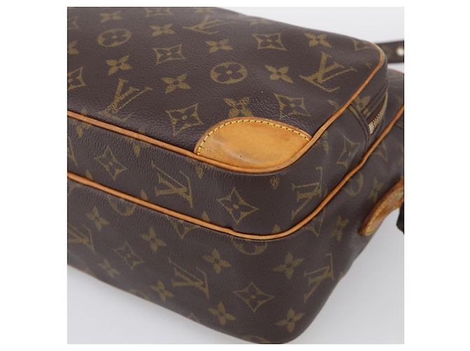 Borsa a tracolla Louis Vuitton Monogram Nile M45244 - vista 15