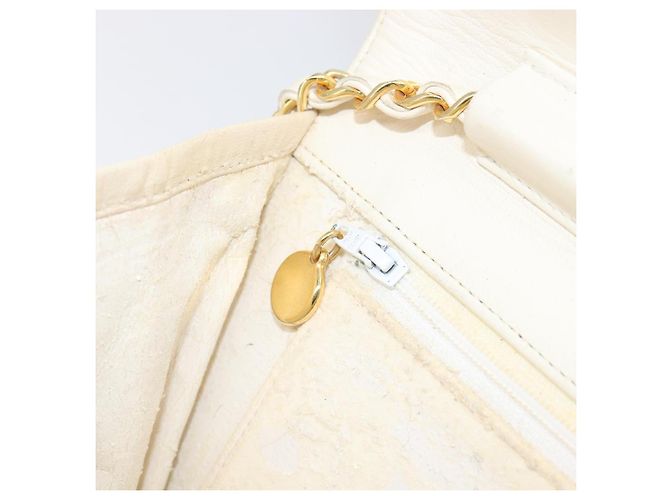 Chanel Matelassé Lammleder Schultertasche - Weiß Gold - Ansicht 20