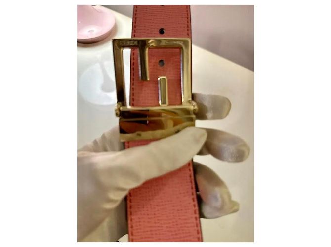 Cinto Fendi FF reversível em couro castanho e rosa - vista 7