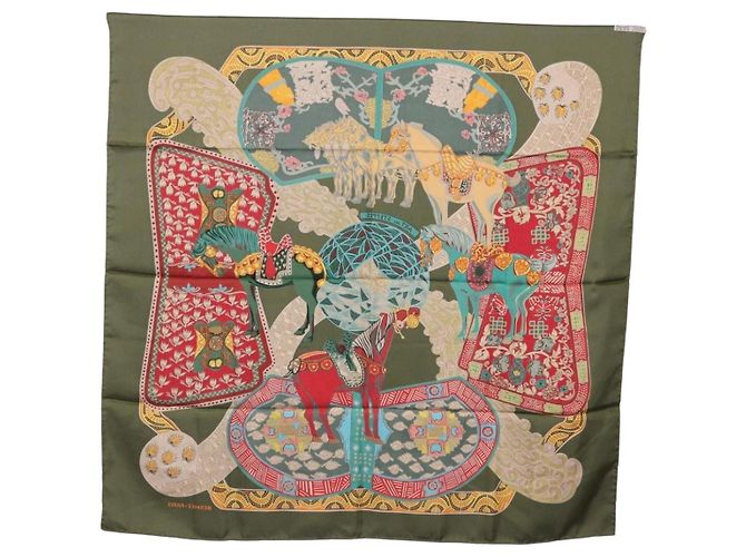 Hermès Carré 90 Art des Steppes Seta Khaki - vista 12
