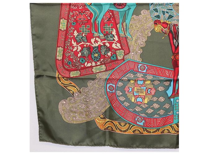Hermès Carré 90 Art des Steppes Seta Khaki - vista 8