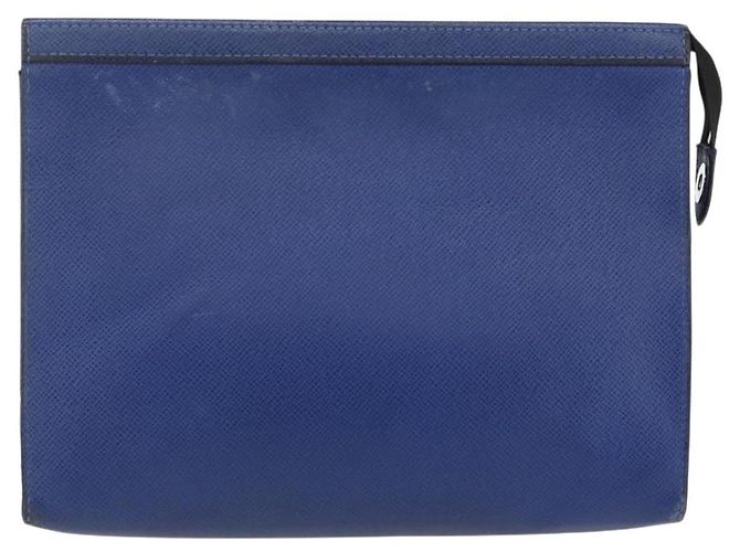 Louis Vuitton Taiga Pochette Voyage MM - Blu - vista 13