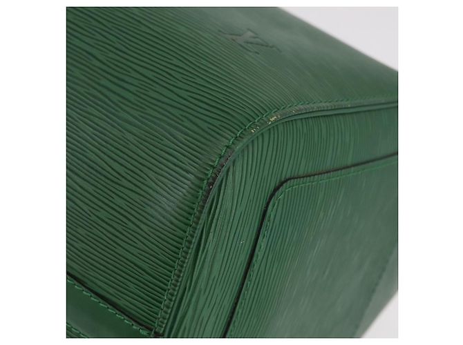 Louis Vuitton Epi Keepall 45 Sac de Voyage Vert - vue 14
