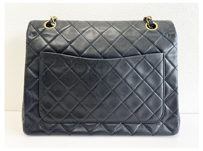 Chanel Timeless - Classic Double Flap Quilted Lambskin Medium - vista 3