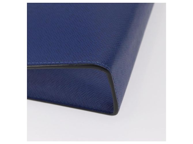 Louis Vuitton Pochette Voyager MM Pelle Taiga Blu - vista 7