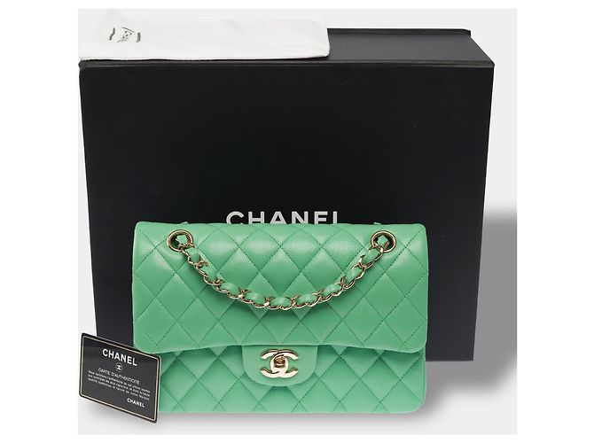 Borsa CHANEL Timeless/Classique in Pelle Verde - 104053 - vista 3