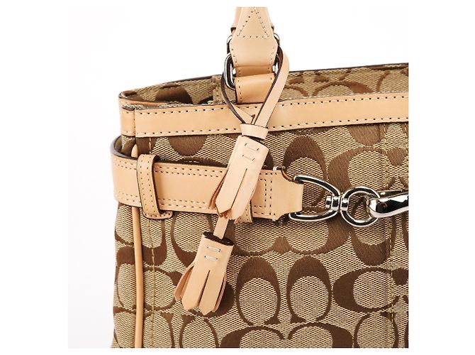 Coach Borsa Tote Hamptons Signature 8K06 Beige Tan - vista 7