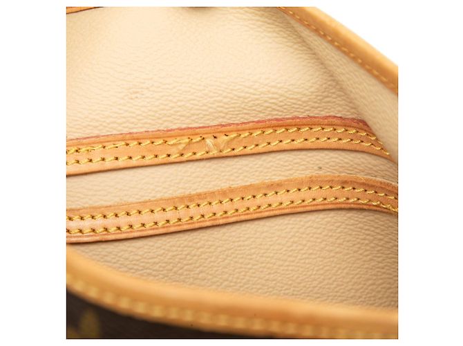 Louis Vuitton Monogram Petit Bucket Marrón - vista 6