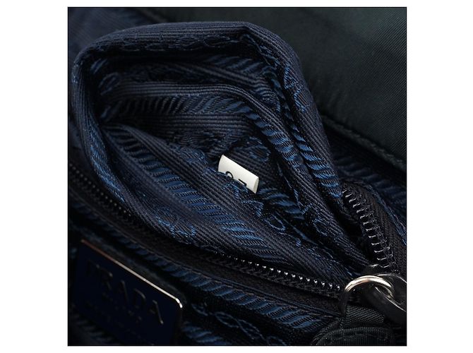 Prada Borsa City Tote in Tessuto blu navy - vista 15