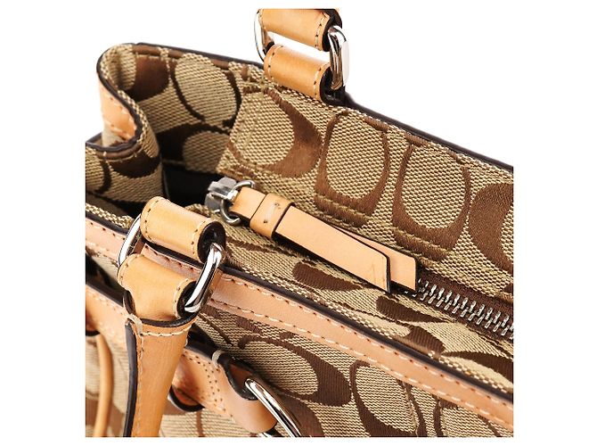 Coach Borsa Tote Hamptons Signature 8K06 Beige Tan - vista 14