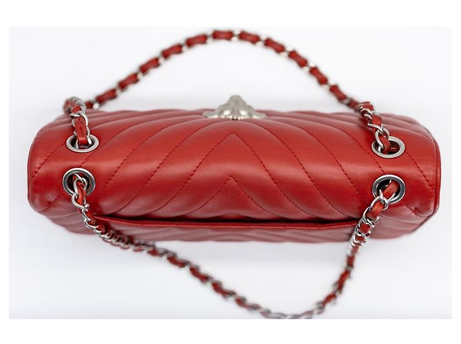Chanel Leo / Lion Head Flap 25 cm rosso – Pelle di Agnello – Hardware Argento – Serie 14 - vista 6