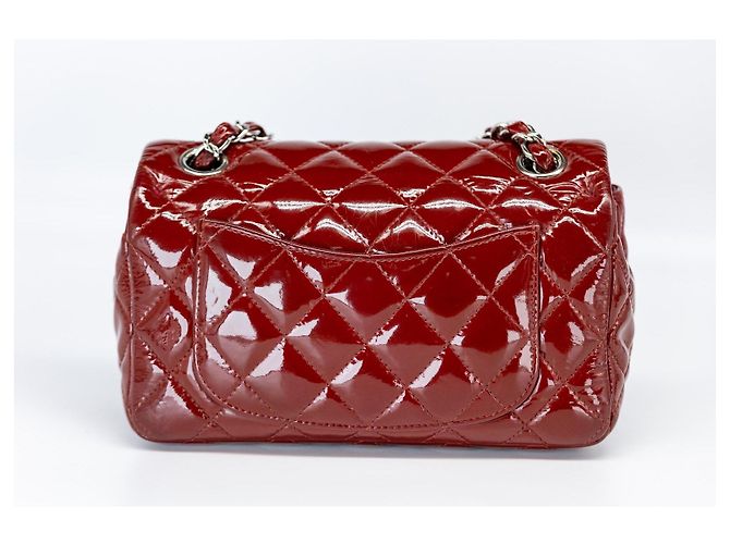 Chanel Classic Rectangle Mini Flap Rouge – Cuir Verni – Hardware Argenté – Sac de Poussière - vue 5