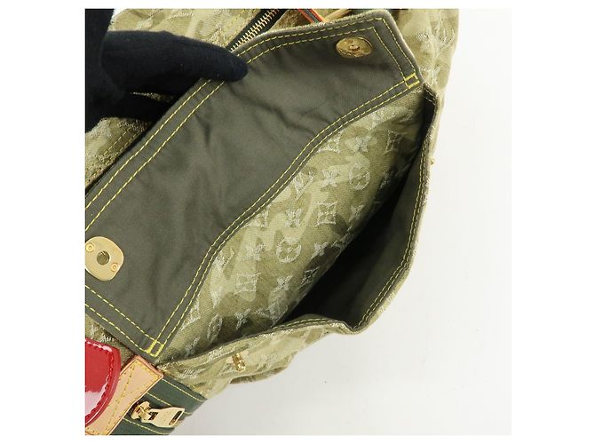 Borsa Boston Louis Vuitton Monogramouflage Lys Denim Leather Green M95771 - vista 14