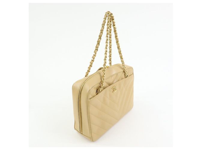Borsa a tracolla con catena CHANEL Chevron COCO Mark in pelle d'agnello beige - vista 4