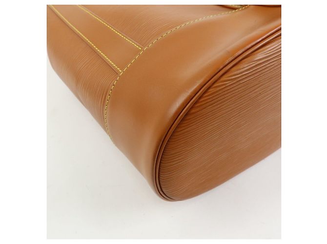 Borsa a tracolla Louis Vuitton Epi Randonnee PM Zipang Gold M52358 - vista 12