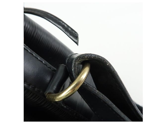 Noe Louis Vuitton Borsa a tracolla Petit Noé in pelle Epi Noir Black M59012 - vista 10