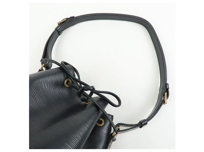 Noe Louis Vuitton Borsa a tracolla Petit Noé in pelle Epi Noir Black M59012 - vista 6