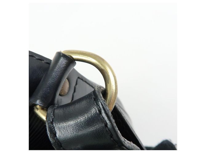 Noe Louis Vuitton Borsa a tracolla Petit Noé in pelle Epi Noir Black M59012 - vista 9