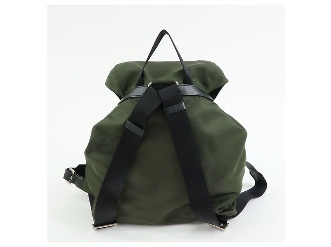 PRADA Rucksack aus Nylon und Saffiano-Leder mit Triangle-Logo Khaki 1BZ005 - Ansicht 2