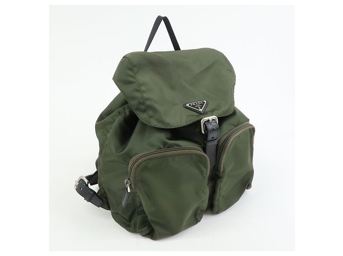 PRADA Rucksack aus Nylon und Saffiano-Leder mit Triangle-Logo Khaki 1BZ005 - Ansicht 4