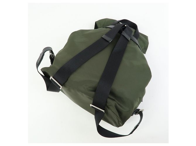 PRADA Rucksack aus Nylon und Saffiano-Leder mit Triangle-Logo Khaki 1BZ005 - Ansicht 6