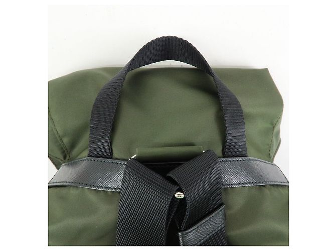 PRADA Rucksack aus Nylon und Saffiano-Leder mit Triangle-Logo Khaki 1BZ005 - Ansicht 7