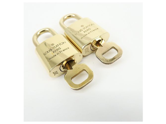 Louis Vuitton Lotto di 10 Lucchetti e Chiavi Gold - vista 9