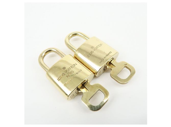 Louis Vuitton Lotto di 10 Lucchetti e Chiavi Gold - vista 9