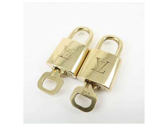 Louis Vuitton Lotto di 10 Lucchetti e Chiavi Gold - vista 5