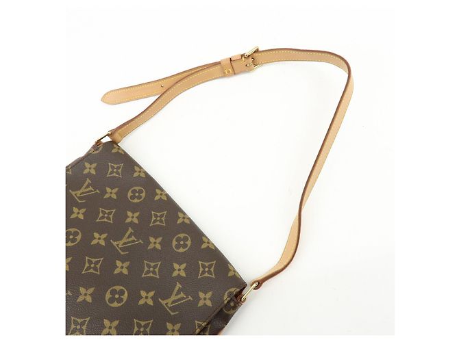 Louis Vuitton Monogram Musette Tango Short Shoulder Bag M51257 - vista 6