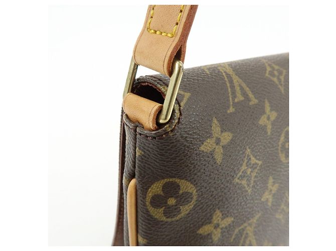 Louis Vuitton Monogram Musette Tango Short Shoulder Bag M51257 - vista 16