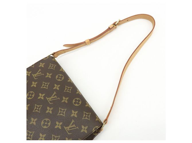 Louis Vuitton Monogram Musette Tango Short Shoulder Bag M51257 - vista 6