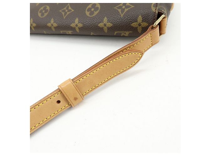 Louis Vuitton Monogram Musette Tango Short Shoulder Bag M51257 - vista 9
