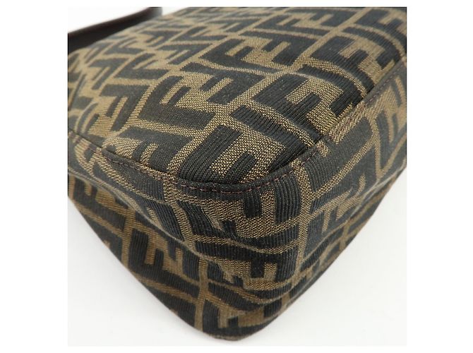 FENDI Zucca Mamma Baguette Borsa a tracolla in tela e pelle Marrone 26325 - vista 15