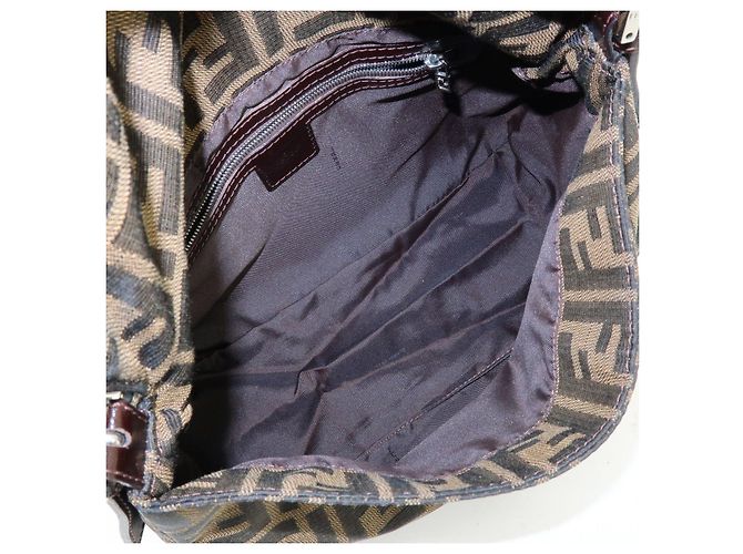 FENDI Zucca Mamma Baguette Borsa a tracolla in tela e pelle Marrone 26325 - vista 21