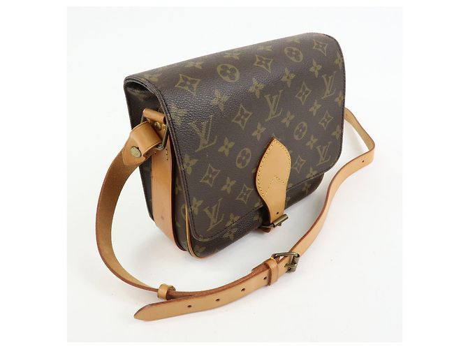 Borsa a tracolla Louis Vuitton Monogram Cartouchiere MM Marrone M51253 - vista 4