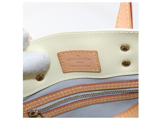 Louis Vuitton Monogram Vernis Reade PM Borsa a Mano Perle - vista 18