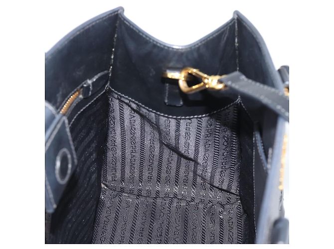 PRADA Hand Bag Safiano Leather 2way Black Gold Auth mr2800 - Jerrillo - vista 20