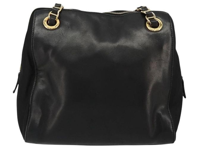 PRADA Chain Shoulder Bag Leather Black Gold Auth yk18939 - Jerrillo - vista 2