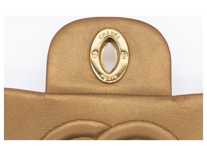 Chanel Vintage Jumbo Maxi Flap 34 cm – Gold Metallic – Gold Hardware - vista 13