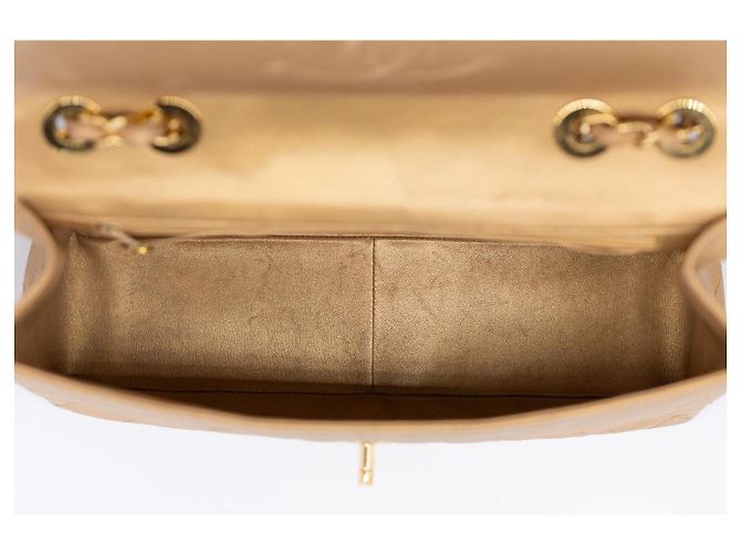 Chanel Vintage Jumbo Maxi Flap 34 cm – Gold Metallic – Gold Hardware - vista 14