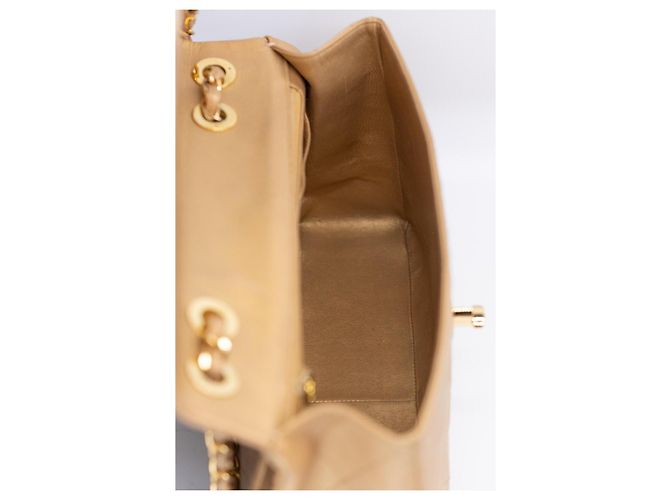 Chanel Vintage Jumbo Maxi Flap 34 cm – Gold Metallic – Gold Hardware - vista 17