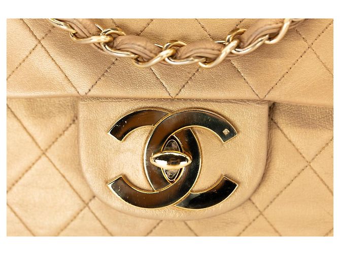 Chanel Vintage Jumbo Maxi Flap 34 cm – Gold Metallic – Gold Hardware - vista 3