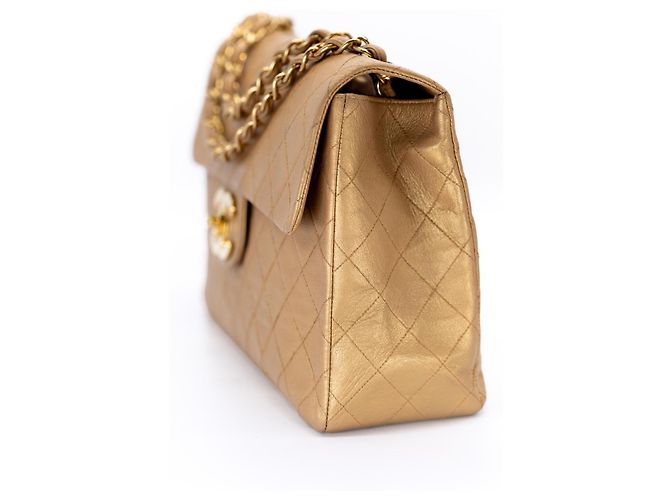 Chanel Vintage Jumbo Maxi Flap 34 cm – Gold Metallic – Gold Hardware - vista 6